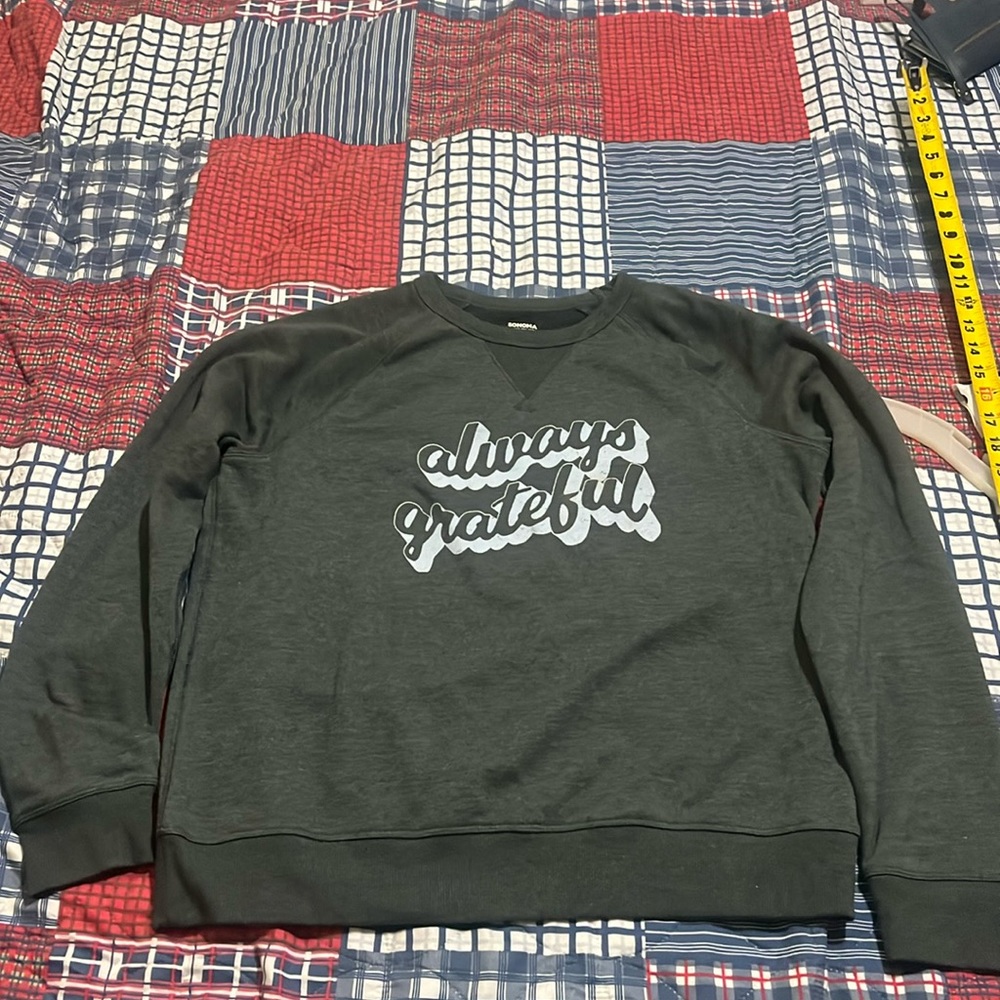🎉 FINAL CLEARANCE 🎉$8 or 3 for $15 🎉 🩶Very soft Sonoma sweatshirt M